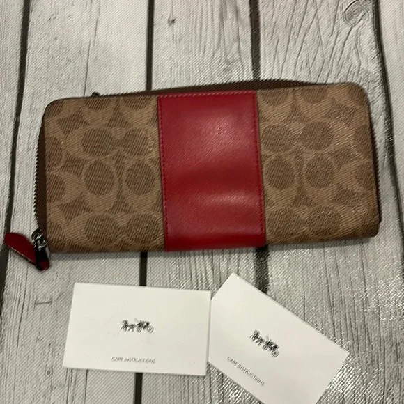 Coach Red and Brown Hobo Bag and wallet set - Picture 6 of 17